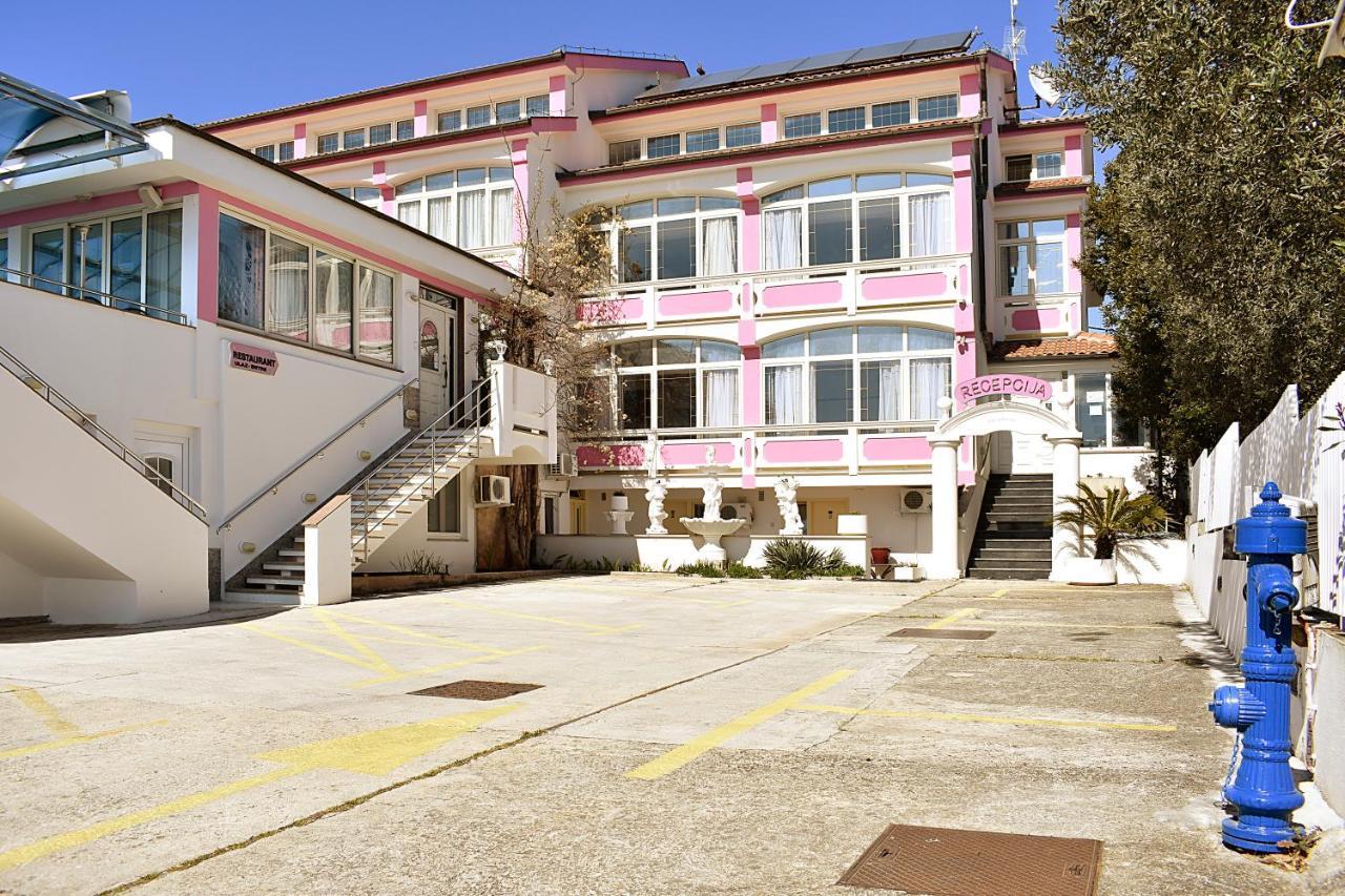 Nico Hotel
